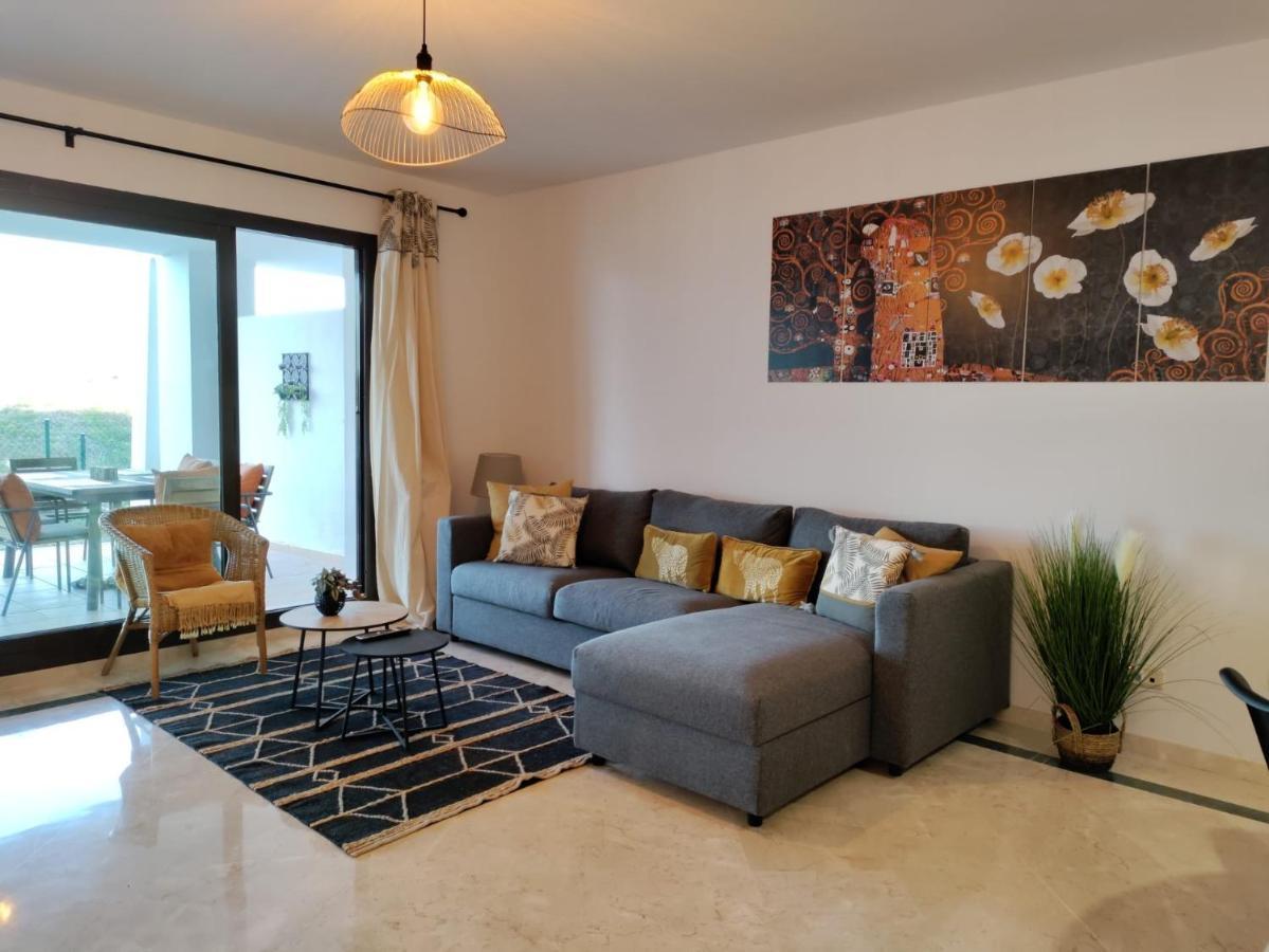 Albatros Golf View 2394 Apartment Casares Bagian luar foto