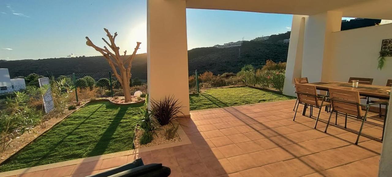 Albatros Golf View 2394 Apartment Casares Bagian luar foto