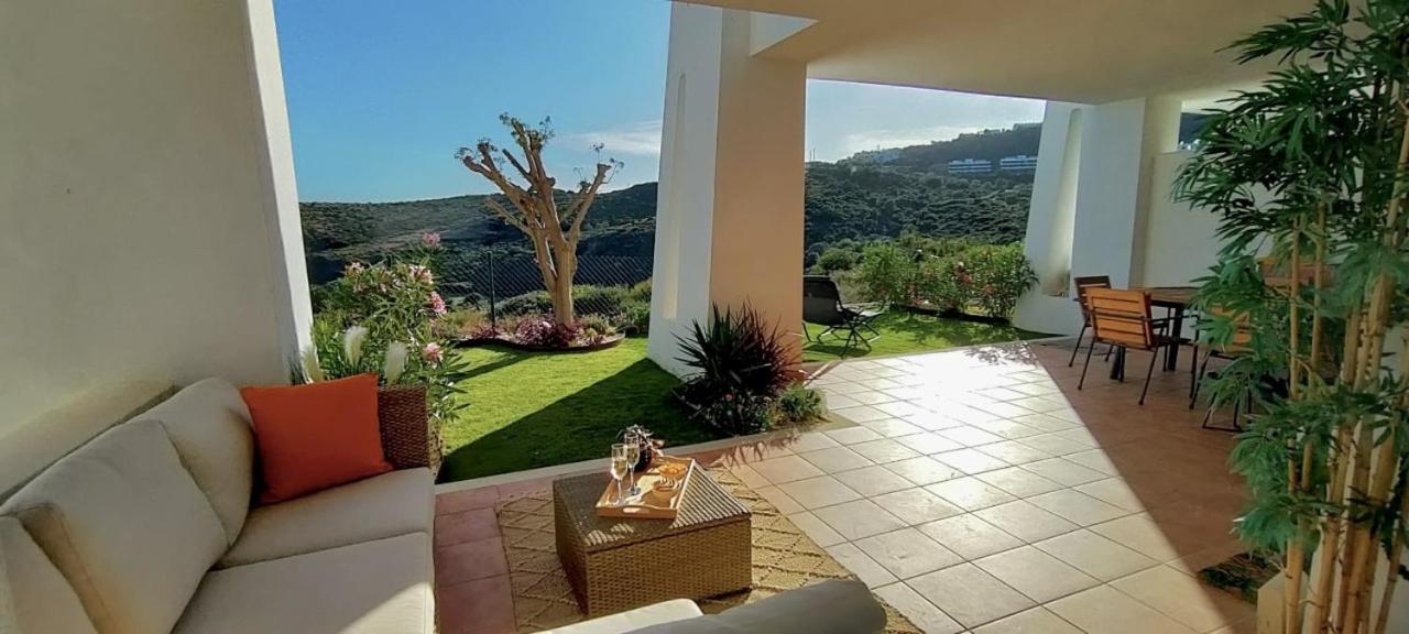Albatros Golf View 2394 Apartment Casares Bagian luar foto